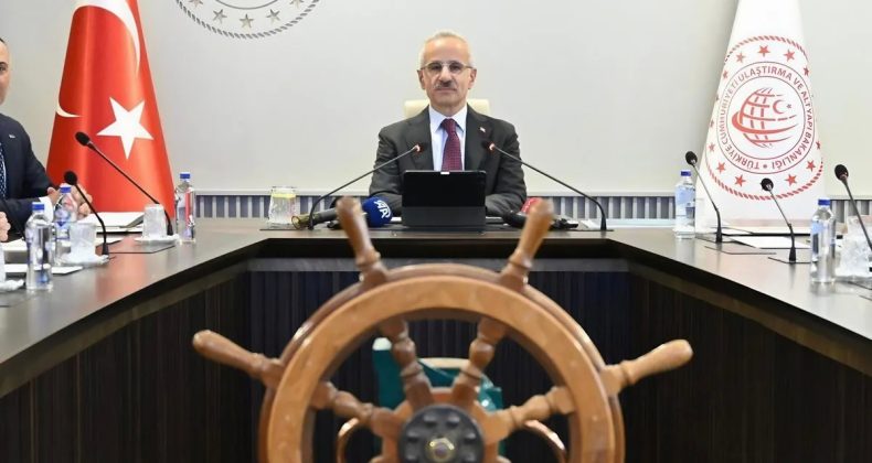 Doğu Akdeniz’deki Deniz Trafiği Yerli ve Milli Sistemle İzlenecek