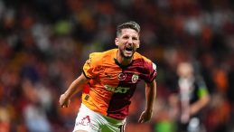Dries Mertens’ten Önemli Açıklamalar: “3 Sezon Kalacağımı Düşünmüyordum”