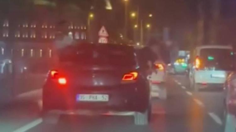 Düğün Magandaları Yine Yolda: Sürücüler Zor Anlar Yaşadı