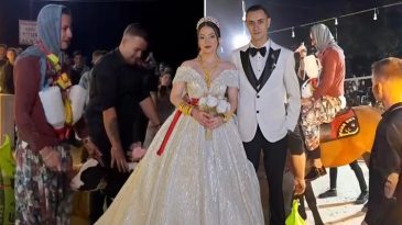 Düğün Töreninde Sıradışı Hediye Töreni
