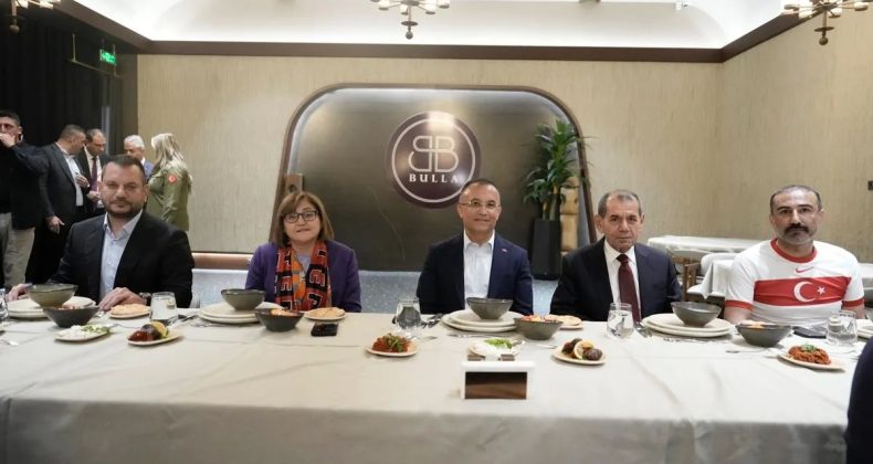 Dursun Özbek ve Ertuğrul Doğan Dostluk Yemeğinde Buluştu