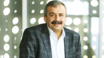 Elveda Sırrı Süreyya