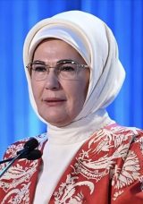 Emine Erdoğan, vatandaşları “Uluslararası İslam Sanatları Fuarı”na davet etti