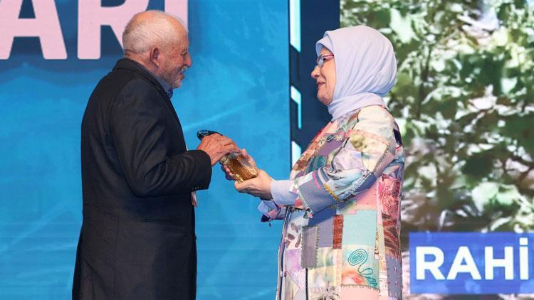 Emine Erdoğan’dan ‘Orman Dede’ olarak bilinen Rahim Demirbaş için taziye mesajı