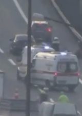 Emniyet Şeridindeki Araca Çarpan Motosikletli Genç Hayatını Kaybetti