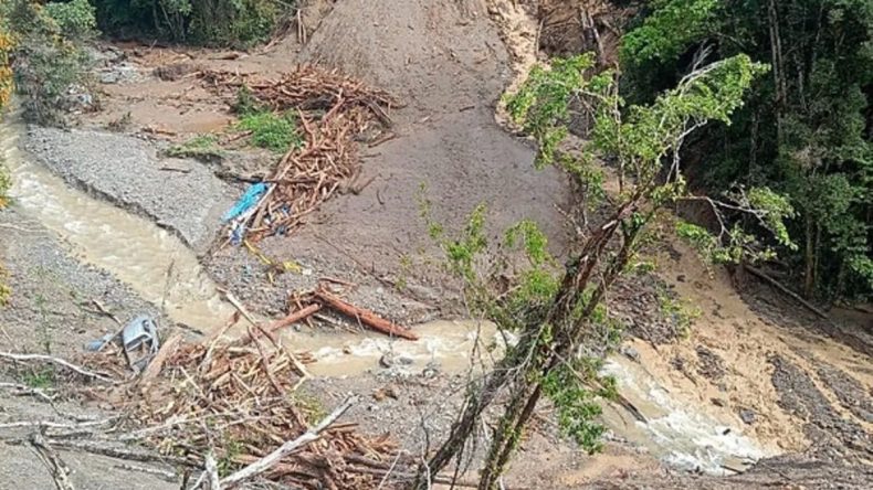 Endonezya’da Maden Bölgesinde Heyelan: 19 Kişi Kayıp