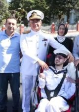 Engelleri aşıp üniformalarını gururla giydiler! Engelli gençler bir günlük temsili askerlik yaptı