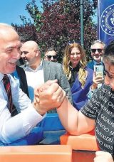 Engelliler Haliç’te gönüllerince eğlendi