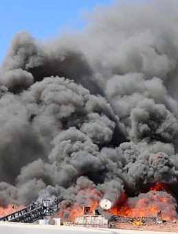 Erzincan’da Korkutan Yangın: 20 İş Yeri Zarar Gördü!