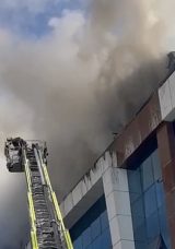 Esenyurt’ta 5 Katlı Tekstil Fabrikasında Yangın
