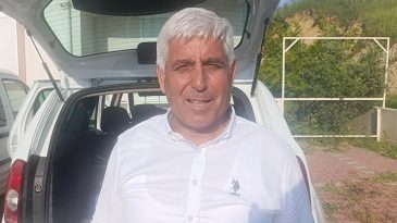 Eski Belediye Başkanına Camide Şok! İmamla Görüştüğü Sırada Gözünün Önünde Yaşandı… ‘Bana Ders Oldu’