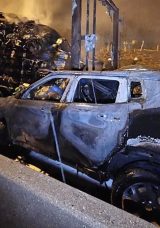 Facianın Eşiğinden Dönüldü: Yanan Araçtaki 2 Kişi Son Anda Kurtuldu