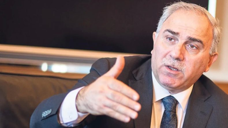 Fatih Belediye Başkanı’ndan, CHP lideri Özel’in ithamlarına sert tepki: Elinde ne varsa hemen açıkla