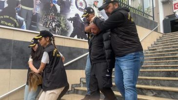 Fatih’te Şok Eden Cinayet! Eski Eşiyle İlişkisi Olan Kişiyi Bıçaklayarak Öldürdü