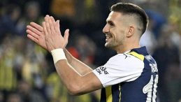 Fenerbahçe, Yıldız Futbolcusu Dusan Tadic’e Veda Etti