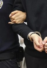 Firari Şüpheli Kız Arkadaşının Evinde Ele Geçirildi!