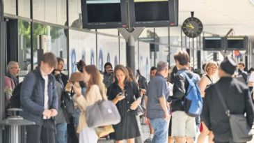 Fransa’da Elektrik Kesintisi, Hayat Durduruldu