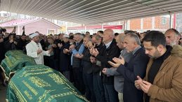 Fransa’da Yangında Hayatını Kaybeden 3 Kardeş Son Yolculuklarına Uğurlandı