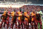 Galatasaray Kadro İstikrarıyla Şampiyonluğa Yürüyor
