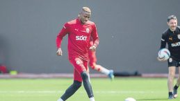 Galatasaray, Osimhen Operasyonu İçin Düğmeye Bastı: Teklifi Verdi Beklemeye Geçti