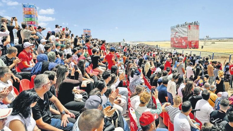 Gökler Kırmızı Beyaz! TEKNOFEST KKTC Başladı