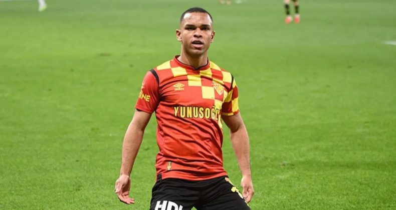 Göztepe’de Juan 1 Sezon Daha Takımda