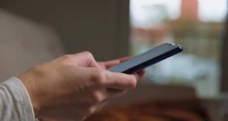 Günde ortalama 2 saat 43 dakika sosyal medyada geçiyor