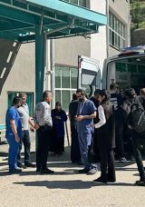 Hakkari’de Servis Minibüsü Takla Attı; 13’ü Öğrenci 14 Yaralı