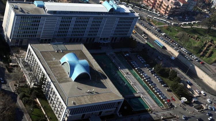 İBB’ye Yönelik Üçüncü Dalga Operasyonda 20 Şüpheli Adliyeye Sevk Edildi