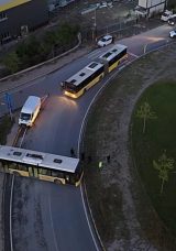 İETT Otobüsünün Freni Boşaldı! Kaza Nedeniyle Yol Kapandı