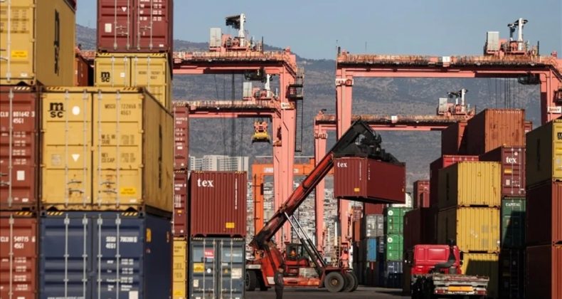 İhracat Talebi Nisan Ayında %0,8 Arttı