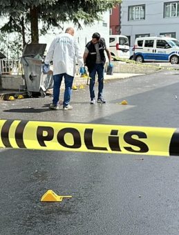 İki kardeşi silahla yaraladı: Ardından yakınları tarafından dövüldü: 3 yaralı!