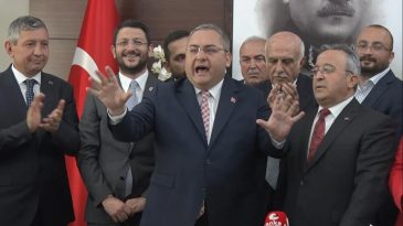 İşçiler Grevde, Belediye Borç İçinde