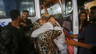 İsrail Tarafından Alıkoyulan 10 Filistinli Serbest Bırakıldı