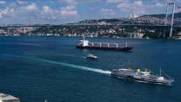 İstanbul Boğazı’nda Gemi Trafiği Çift Yönlü Olarak Duraklatıldı
