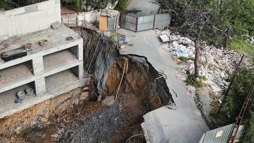 İstanbul’da İnşaat Çalışması Sırasında Yol Çöktü: Ekipler Çevrede Önlem Aldı