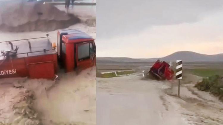 İtfaiye Aracı Sele Kapıldı