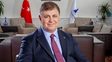 İzmir Yangın Yeri! Eylemsiz Gün Geçmiyor