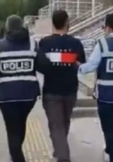 İzmir’de Filmi Aratmayacak Kovalamaca! Polisten Kaçan Uyuşturucu Taciri Tutuklandı