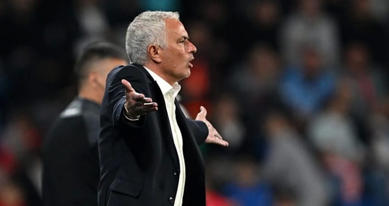 Jose Mourinho’dan Maç Sonu Hakem Tepkisi: “Konuşursam…”