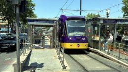 Kabataş-Bağcılar Tramvay Hattında Teknik Arıza Vatandaşları Zora Soktu