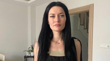 Kabin İçinde Uyuya Kalan Genç Kadın Dehşet Yaşadı!