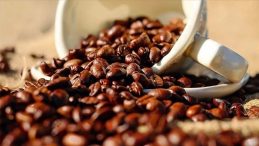 Kahve Fiyatları Düşüşte: Yatırımcılar Ne Oluyor?
