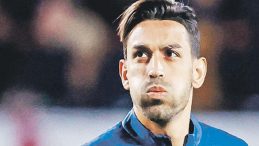 Kahveci’ye Sarıldı