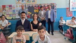 Kaymakamdan İlkokul Öğretmenine Vefa: 26 Yıl Sonra Duygusal Anlar