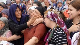 Kaza Kurbanı Üniversiteli Sıla’nın Cenazesinde Annesinin Feryadı Yürekleri Dağladı
