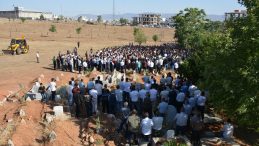 Kazada Hayatını Kaybeden Anne ve İki Kızı Silopi‘de Toprağa Verildi