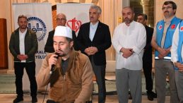 Kırıkkale’de kutsal topraklara gidecek 180 hacı adayı için düzenlenen programda, duygusal anlar yaşandı