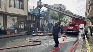 Kocaeli’de Yangın Söndürme Çalışmasında İki İtfaiyeci Yaralandı