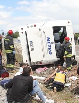 Konya’da Yolcu Otobüsü Devrildi: 13 Yaralı